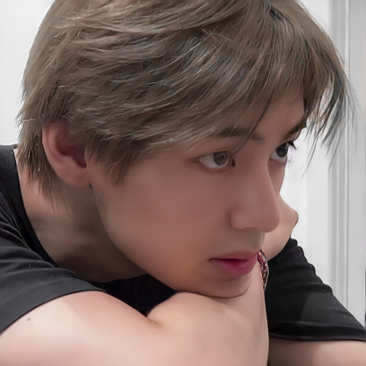 เเทหะหยุดผัวได้เเล้ว ◡̈ tweet media