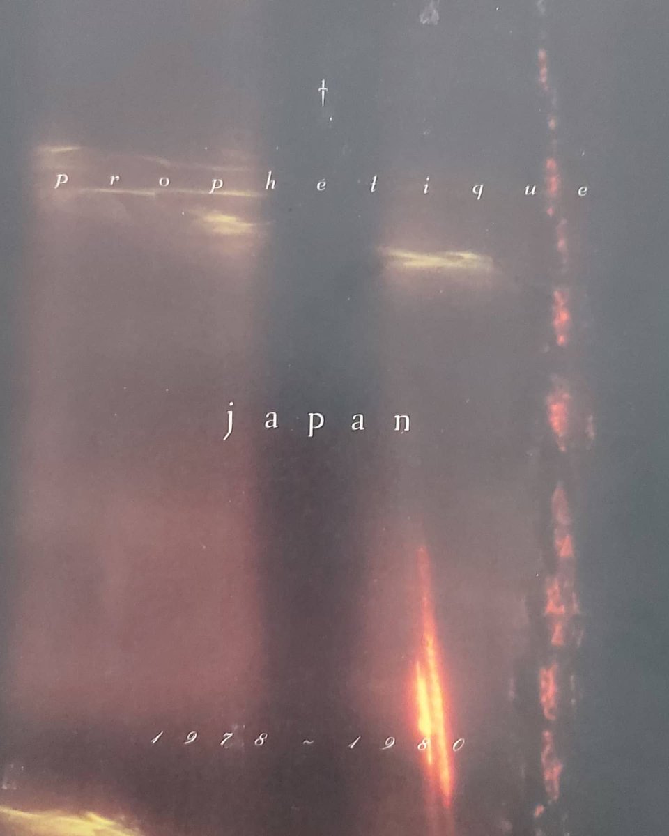 StarlightElisa's tweet photo. My Japan Prophetique box set arrived, love it ☺♥️ #japantheband #prophétique #adolescentsex #obscurealternatives #quietlife #bonuscd #photobook @istevejansen #richardbarbieri #davidsylvian #robdean #mickkarn https://t.co/iYav2IhWv3