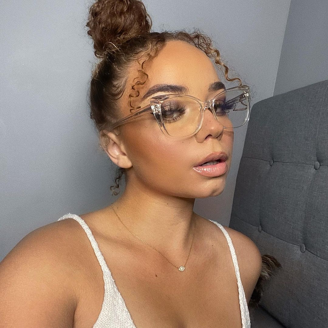sungaitofficial's tweet photo. Donβt let anyone ever dull your sparkle.
π·:IG@kurlyhairkilla
.
.
.
.
.
.
#shadeslover #shadesofyou #shadesonfleek #sunniesspecs #specsph #sunniesph #sunniesspecsph #eyewearlove #instadaily #instagirl #womenfashion #womenindesign #sungait #sungaitglasses #sungaitfashion https://t.co/Evkyc7i5mS