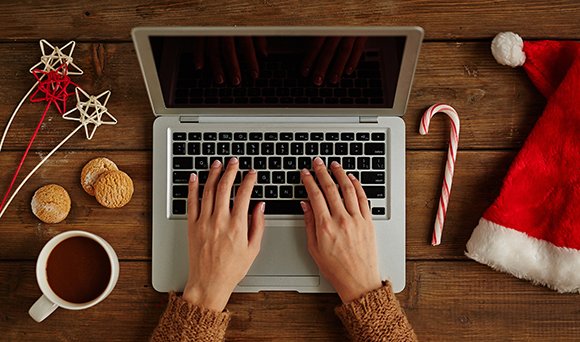 TaxAssistManS's tweet photo. Don’t spend your Christmas Day like the 3,003 who filed their tax returns on that day last year, contact us today so you can enjoy your festivities safe in the knowledge that we are doing it for you. https://t.co/jmY2BDH1I9 https://t.co/XGfvih86BX