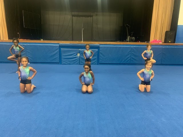 DiscoverOJA's tweet photo. We ensure that every student has access to a variety of extracurricular activities! We want every student to develop skills in fields that interest them. All extracurriculars follow necessary COVID safety guidelines. Find out more here: https://t.co/qCK3g0bwHw https://t.co/GmgLCHWvKI