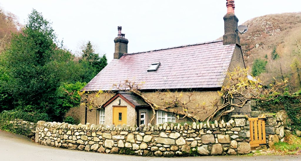 Dream cottage
 #AberFalls #NorthWales
