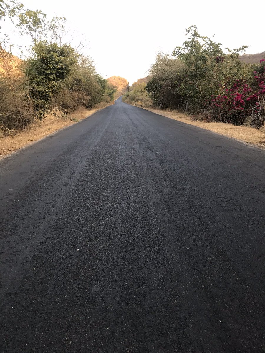 IshitaJoshi's tweet photo. Mera gaav mera desh!
#Gujarat #Verabar https://t.co/FsSVzW5gKR
