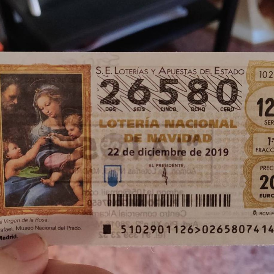 Jordantraducci1's tweet photo. Por petición popular y con retraso. Un poco de #fantasía con la #loteria en #multilenguaje :
🇯🇵 #Japonés #japanese #籤 (kuji)
🇬🇧 #Inglés #english #lottery
🇩🇪 #alemán #deutsch #lotterie
#traductor #translator #Übertzeter #訳者 #loterianavidad #suerte🍀 https://t.co/t7FG7SaVme