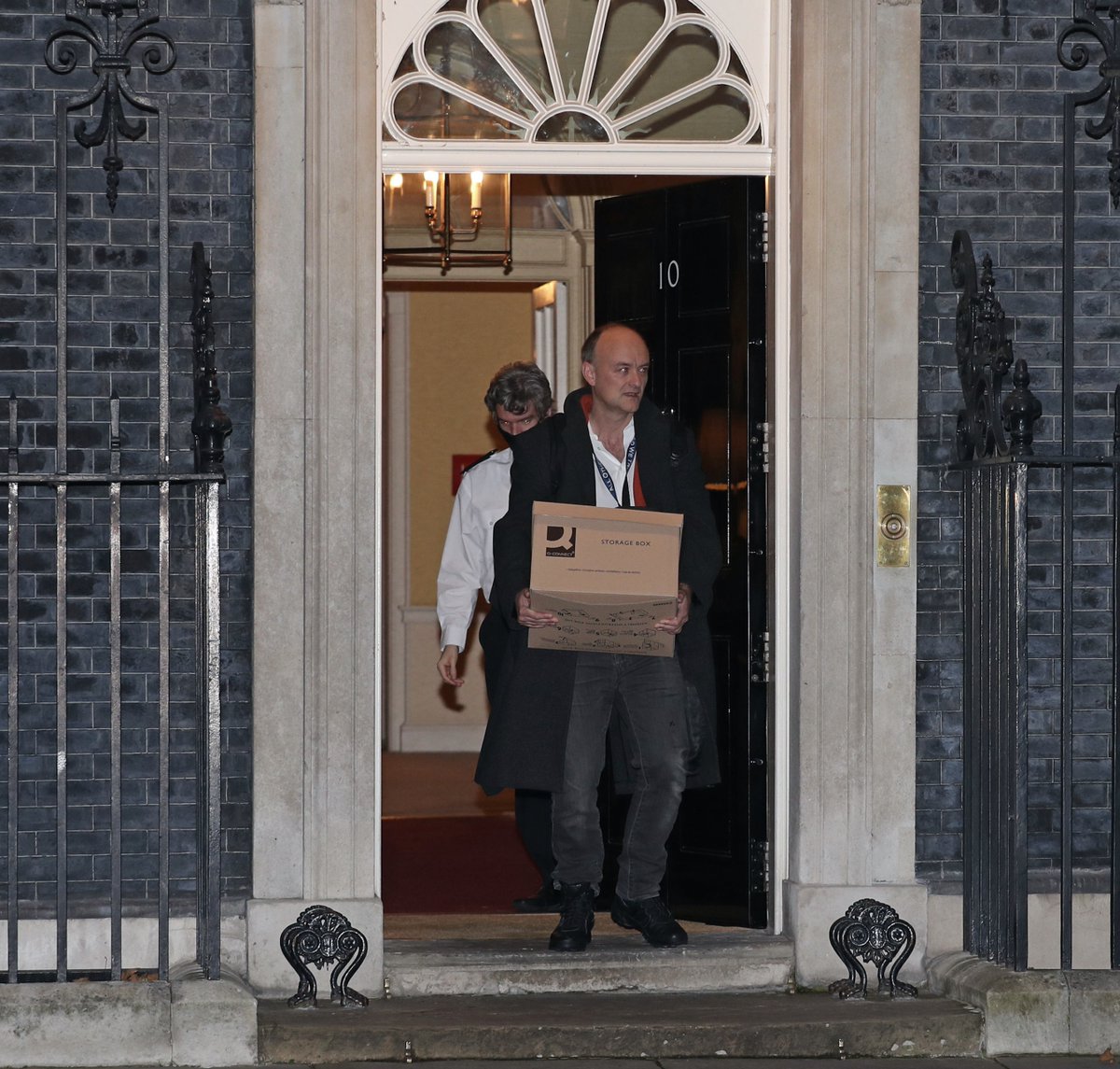 Dominic Cummings leaving 10 Downing Street with a box, following reports that he was set to leave his position.   @YuiMok /PA