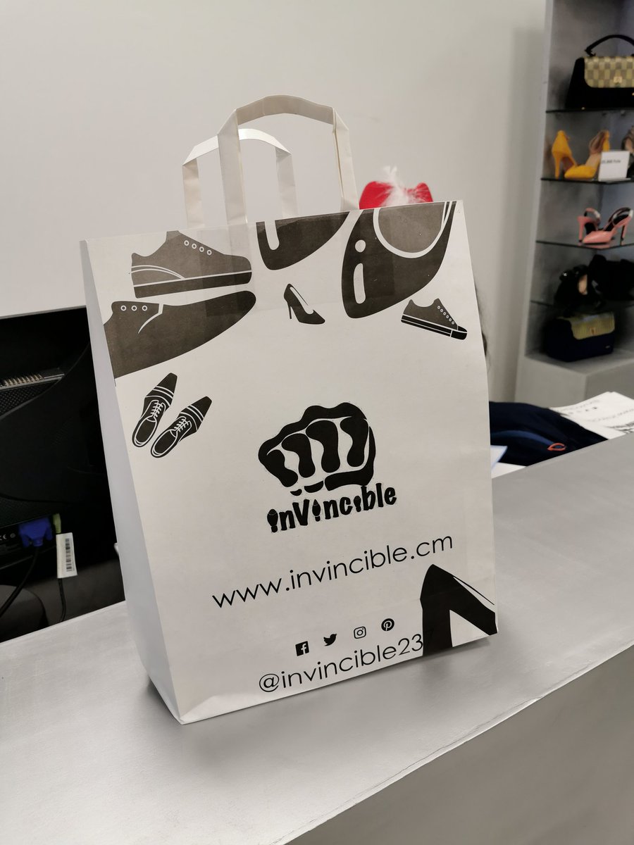 Cédric NDAWA. 🇨🇲 (@ledawa) on Twitter photo Entre collègues on s'offre des cadeaux en fin d'année. J'ai fouillé et j'ai découvert la boutique <a href="/Invincible237/">Invincible</a> au <a href="/DoualaMall/">Douala Grand Mall</a>. La chaussure m'a coûté 22k.P46. Mon collègue était très content de son cadeau. Faites y un tour. <a href="/Matangashoes/">MATANGA</a> I see you hooo
#DOUALACESTLAPUISSANCE Entre collègues on s'offre des cadeaux en fin d'année. J'ai fouillé et j'ai découvert la boutique <a href="/Invincible237/">Invincible</a> au <a href="/DoualaMall/">Douala Grand Mall</a>. La chaussure m'a coûté 22k.P46. Mon collègue était très content de son cadeau. Faites y un tour. <a href="/Matangashoes/">MATANGA</a> I see you hooo
#DOUALACESTLAPUISSANCE