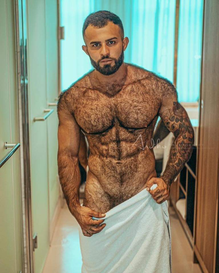 BJ (@manthroatpig) on Twitter photo 