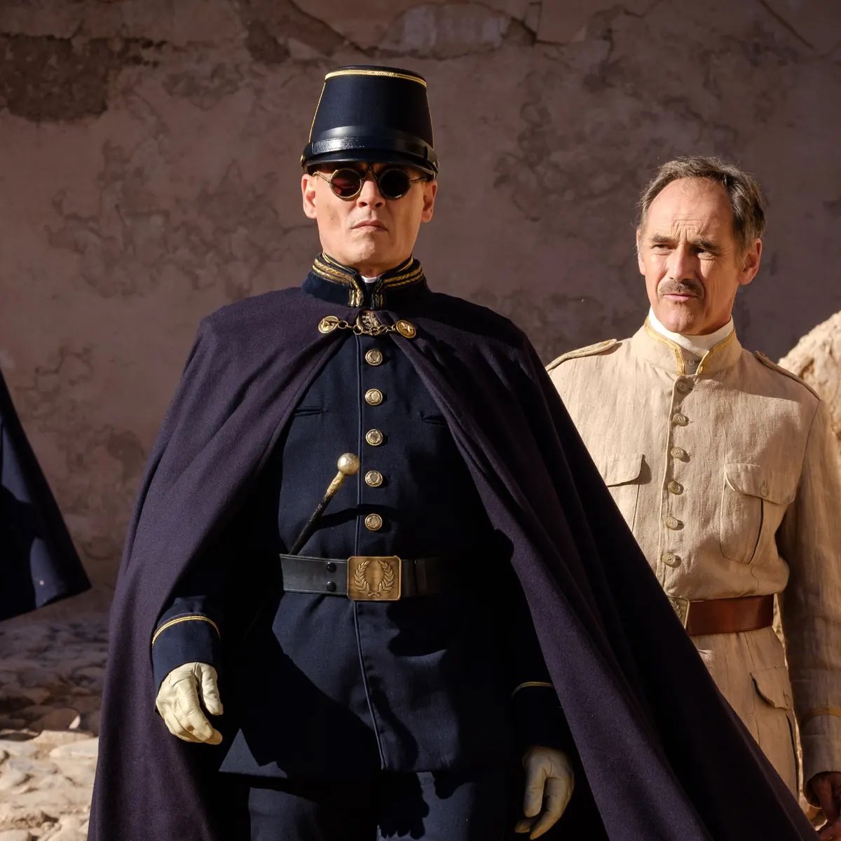 (2/2) where he is. I learn from actors. I’m a sad when the actors I’m playing with have a prepared performance that doesn’t really connect. They’re just doing their performance in front of the camera and they’re giving you stuff back, but they’re not trusting it. ~Mark Rylance~