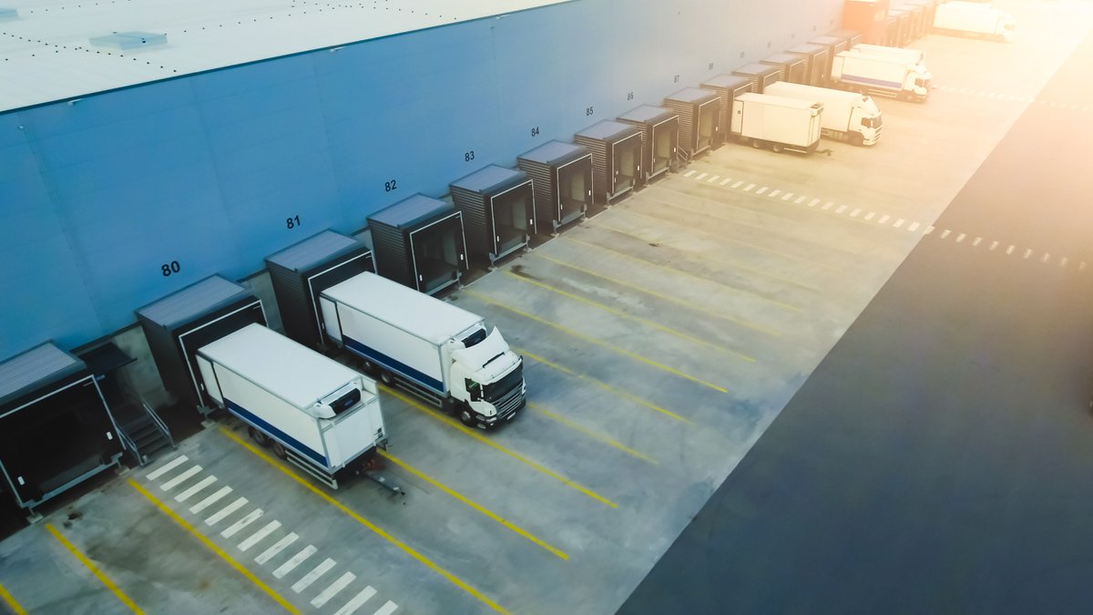 UK_TSA's tweet photo. 📢 #Logistic operations need to be prepared to ensure their business continuity. Richard Campbell @AdlerandAllan discusses the steps that could be taken to reduce the impact of this uncertain time in this month's #InsightMag.

✔️ Read it here [pp. 10-13] https://t.co/r0n8SHS0cN https://t.co/jGBwIkdYnM