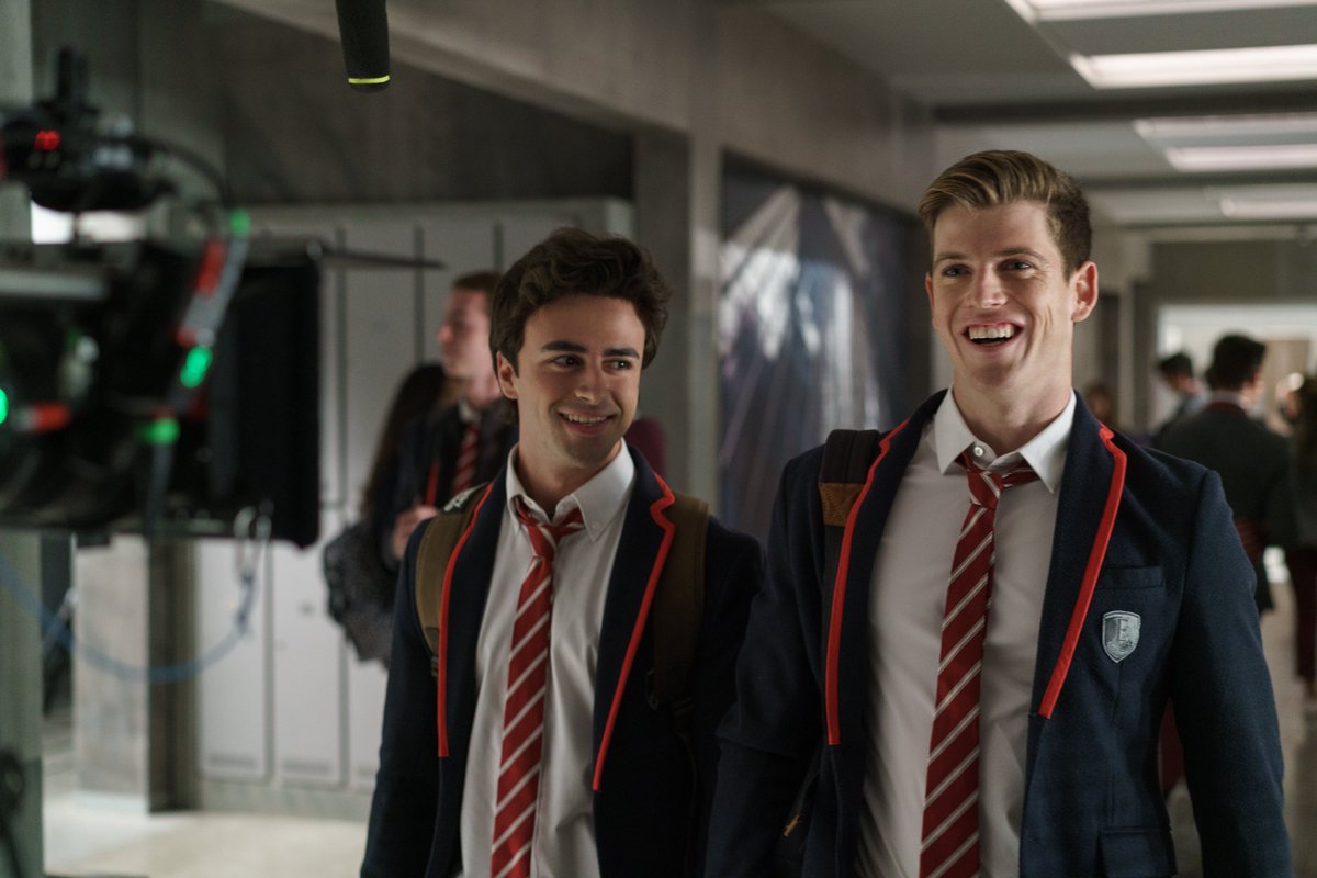 NetflixFR's tweet photo. Comme notre espagnol est complètement nul, on va vous le dire en français : 

La production de la saison 4 d’Élite est terminée ! https://t.co/qfidWaQNjP