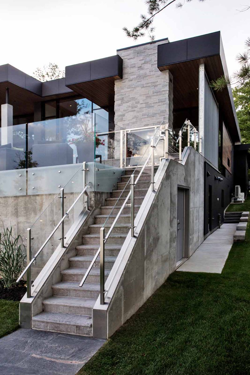 bmgglass's tweet photo. It's all about the detail! 😉 🙌
Got a glass project in mind? We'd love to hear about it!
Contact us today! ➡️ https://t.co/Py13DXKX3J
#glass #glassrailing #glassstaircase #glasseverything #glassarchitecture #architecture #modernhomes #customglasssolutions https://t.co/YKmfhShNXd