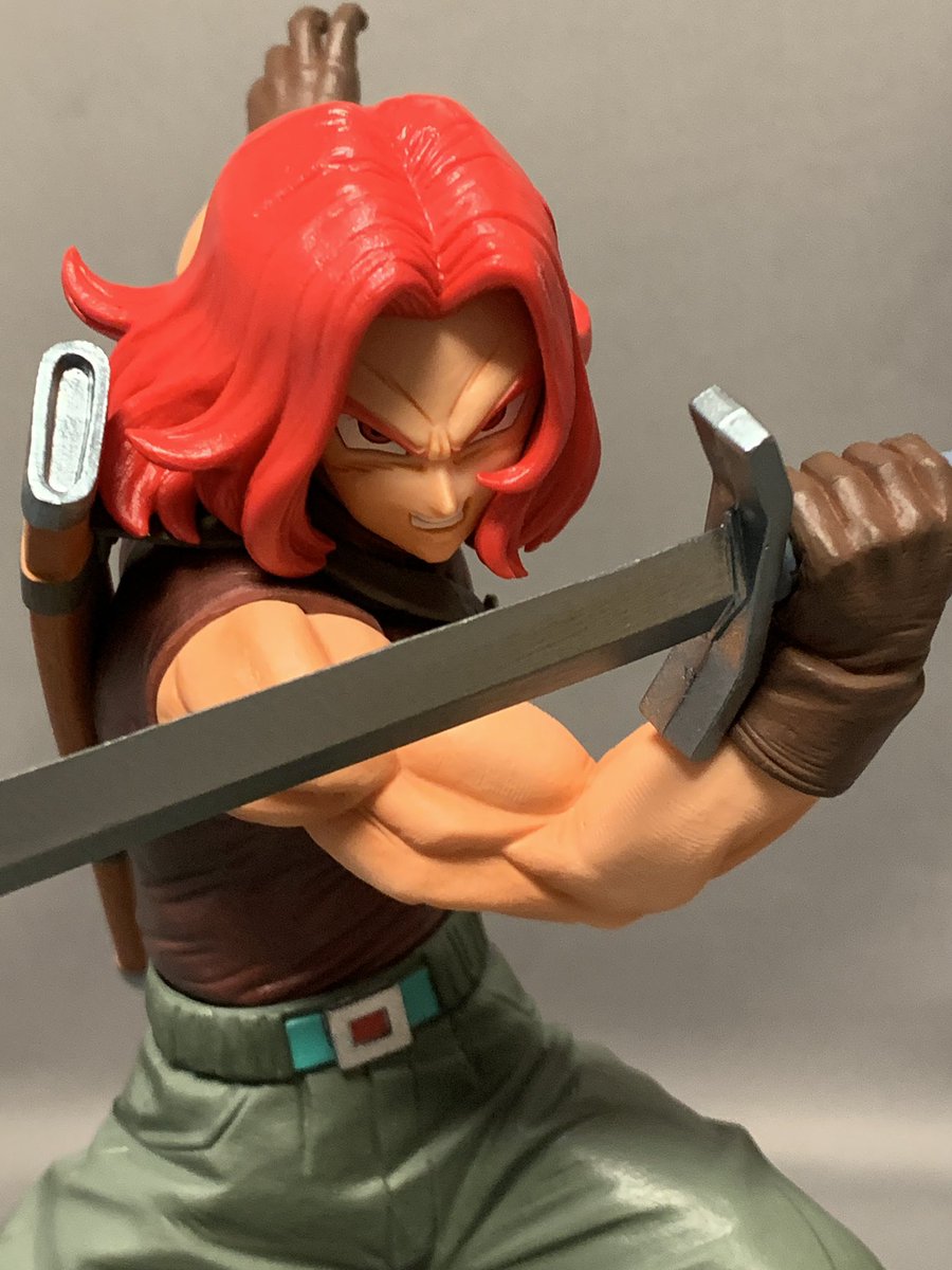 買ったー届いたー。一番くじの超サイヤ人神トランクス。 なかなかイイ