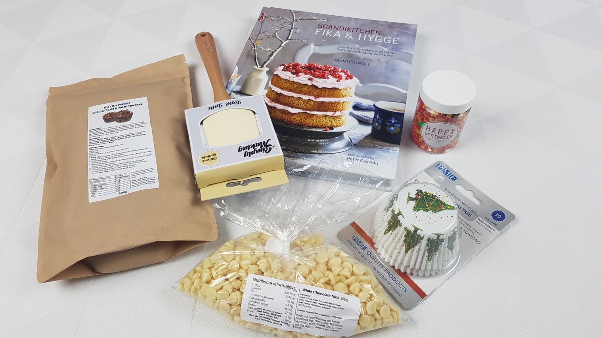 BellaMusePlays's tweet image. Christmas Baking Giveaway now live on my channel! Go check it out if you want to know how to enter. You can win some great baking stuff 🧁 But be quick, the deadline is in just two days from now!

#homebaking #danishbaking #youngbaker #baking #Giveaways #hygge #jewishbiscuits