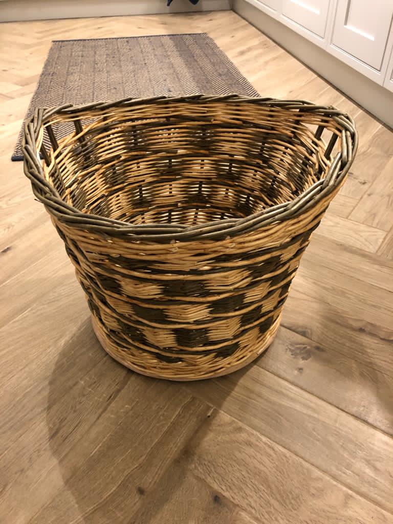 ardingtoncrafts's tweet photo. Two of my favourite basket cases created these little beauties last week! Husband Simon and son in law James took some time out to make a Log Basket each. They both have a whole new outlook on baskets after this class.... #basketweaving #logbaskets https://t.co/YNGGcD4sYo