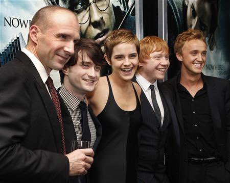 Happy Birthday to Ralph Fiennes who played Voldemort in the Harry Potter series alongside Emma Watson xx 