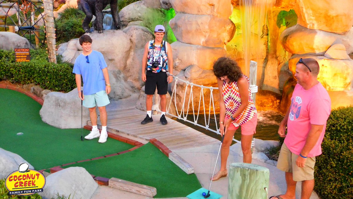 CoconutCreekFun's tweet photo. Time spent with family is always time well spent! Play UNLIMITED games of mini-golf and trips through the Gran Maze from the time of purchase until 5 pm the FOLLOWING DAY for only $24 plus tax per person. https://t.co/dfdDGqkfbg