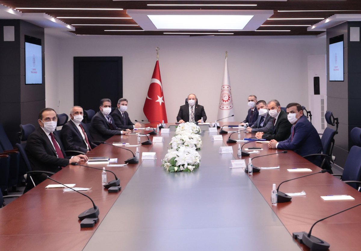 Ankara temasları kapsamında Kıymetli Milletvekillerimiz, Belediye Başkanımız, AK Parti İl Başkanımız ve İl Özel İdare Genel Sekreterimizle birlikte Sanayi ve Teknoloji Bakanı Sn Mustafa Varank’ı ziyaret ederek, Adıyaman’da yapılması planlanan yatırım ve projeleri istişare ettik