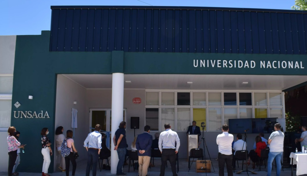 DanielBoscoProd's tweet photo. #EDUCACIÓN | La UNSAdA inauguró su nueva sede académica en Baradero https://t.co/ueLILKoscc https://t.co/YF8jOR3PZS