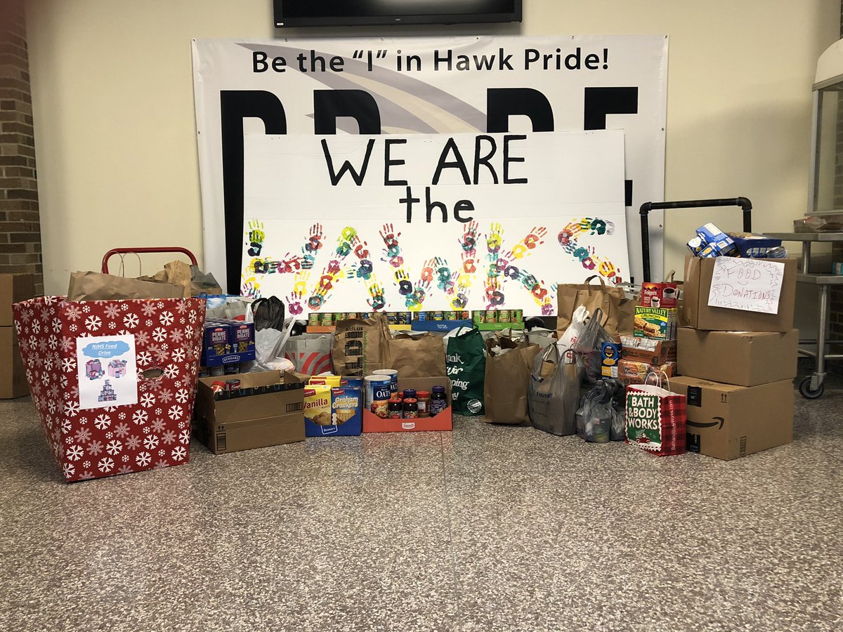 HannabillLecter's tweet photo. Our middle school, even being remote the last several days, did a great job with our food drive for the local pantry. #proudprincipal #CPPMS https://t.co/b1I3RtYrvO