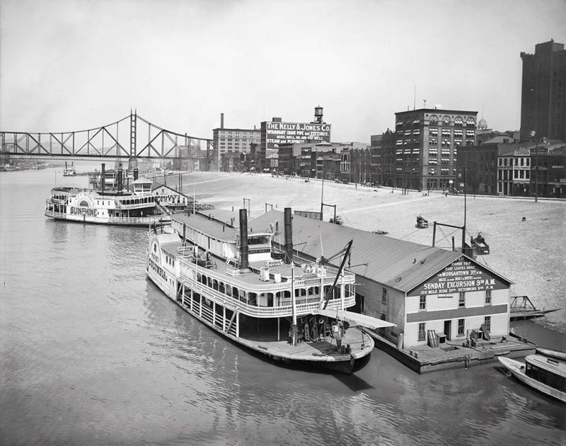 After 1811, the steamboat began to replace this foot-traffic and helped Pittsburgh grow along with the Ohio Valley.