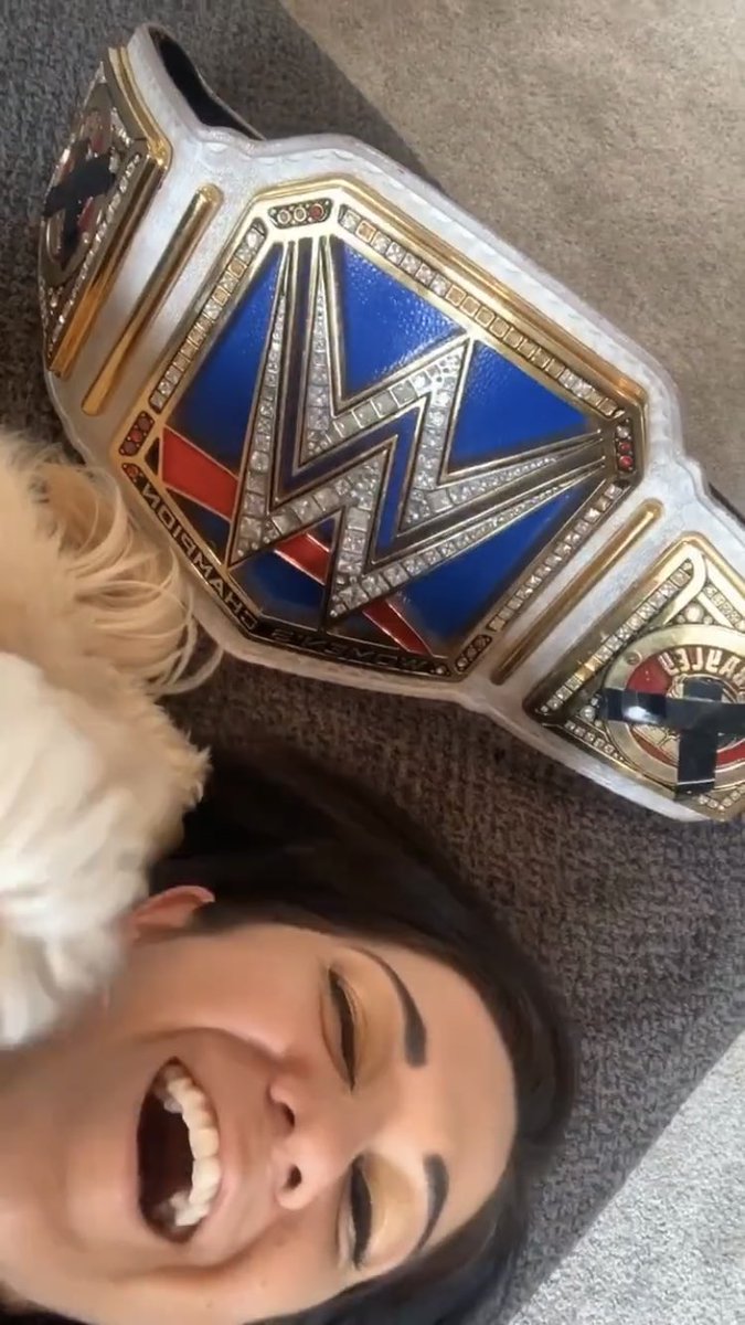 AjBlueBayBelt's tweet photo. Day 454 of #BossNThug photos : To all fan bases of Sasha Banks and Bayley out there, show off your favorite photos (past present and future) of the greatest tag team in WWE! #RoleModelEra #rolemodel #daboss #dalegends https://t.co/lc3veVQUz9