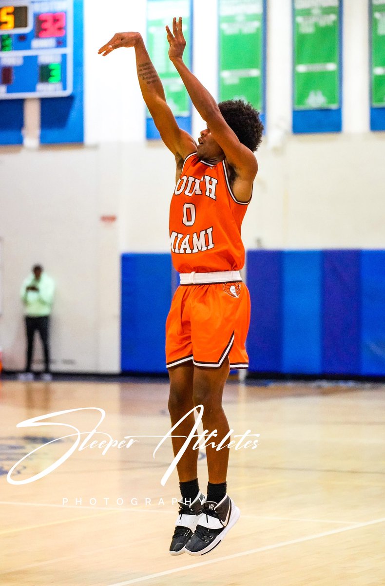 Sleeper Athletes tweet media