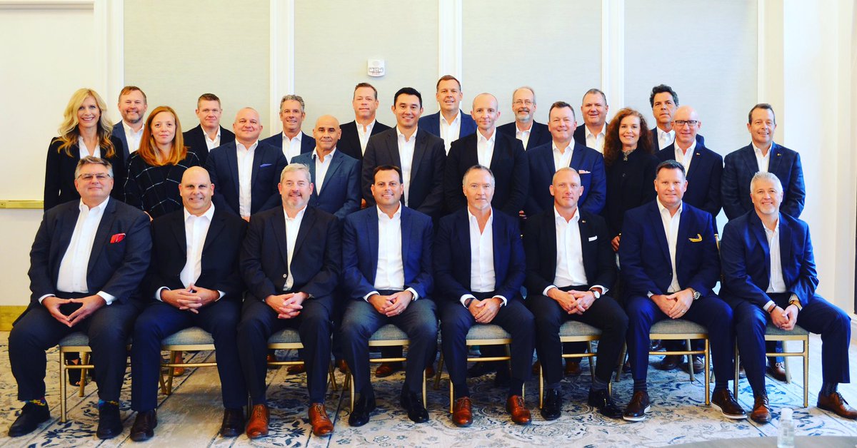 ddsmatch's tweet photo. I could not be more proud of this great group of colleagues as we continue to successfully connect the dentist’s present with their futures and help them transition on their own terms. —Thad Miller, ddsmatch founder #ddsmatch #trustedtransition #transitiononyourterms https://t.co/IILdqVkFJo