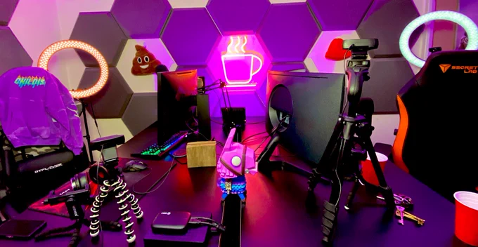 Image from NickAndCam (@ImNickRobertson)