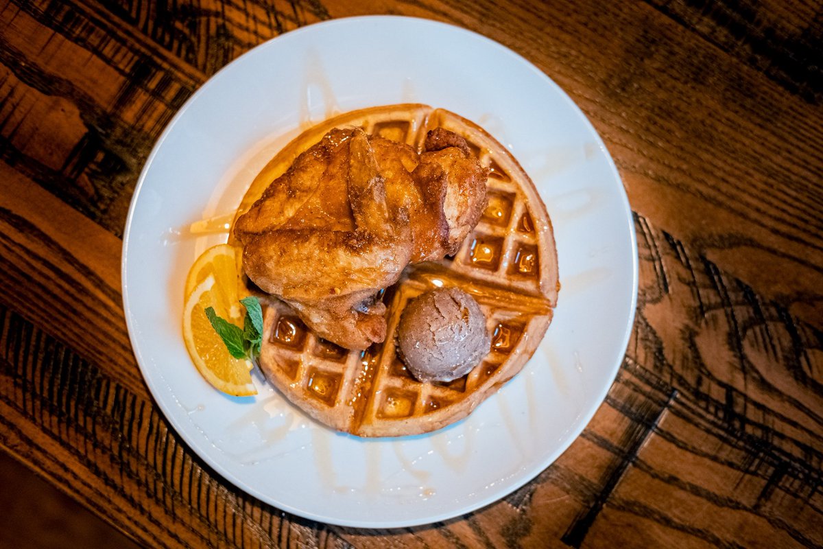 MarylandIsOpen's tweet photo. Brunch is back at @IdaBsTable in Baltimore! Check it out: cornbread waffle, buttermilk fried chicken, chili honey sauce, and maple butter. Classics like this are available on the Take Out Menu Saturdays and Sundays from 11AM-7PM. https://t.co/sosJVZ3KKZ