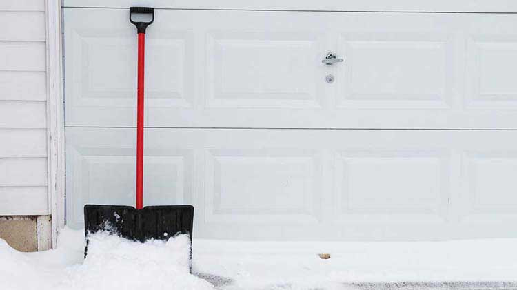 AgentOwlyy's tweet photo. Is your home or apartment ready for the upcoming winter months?

Use these tips to make sure your home is ready for the season. ❄️

https://t.co/OfFWidIr2n https://t.co/ilYQjxADk5