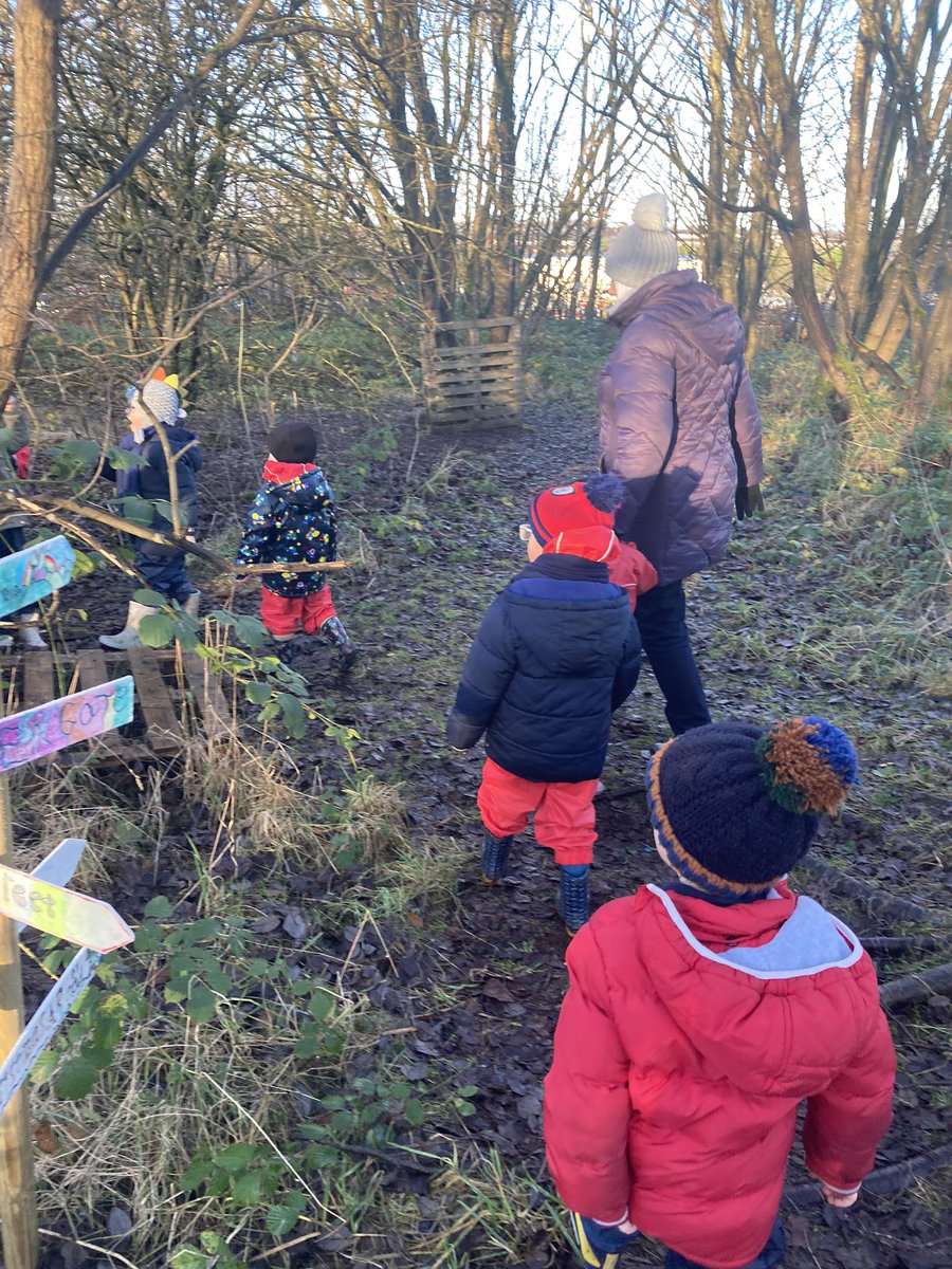 antonineps_nurs's tweet photo. The children were very excited to find the fairies and Jack Frost had visited the woods this morning #antohandwb #makebeleive https://t.co/BtG9uDSdke