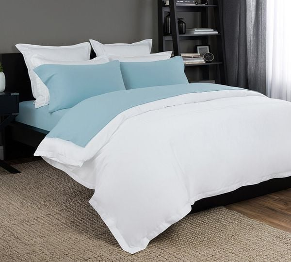 BriarwoodHome's tweet photo. Jersey Sheet in Cool Sky Blue Color
– Have A Stress-Free Cozy Sleep
– With Our Ultra-Soft & Breathable Cotton Jersey Sheet
– Easy Fit - Cal king Size
https://t.co/EwJoq62x8A
#Comfortable #JerseySheet #Cool #SkyBlueColor #StressFree #CozySleep #UltraSoft #Breathable https://t.co/7FtbFRohkV