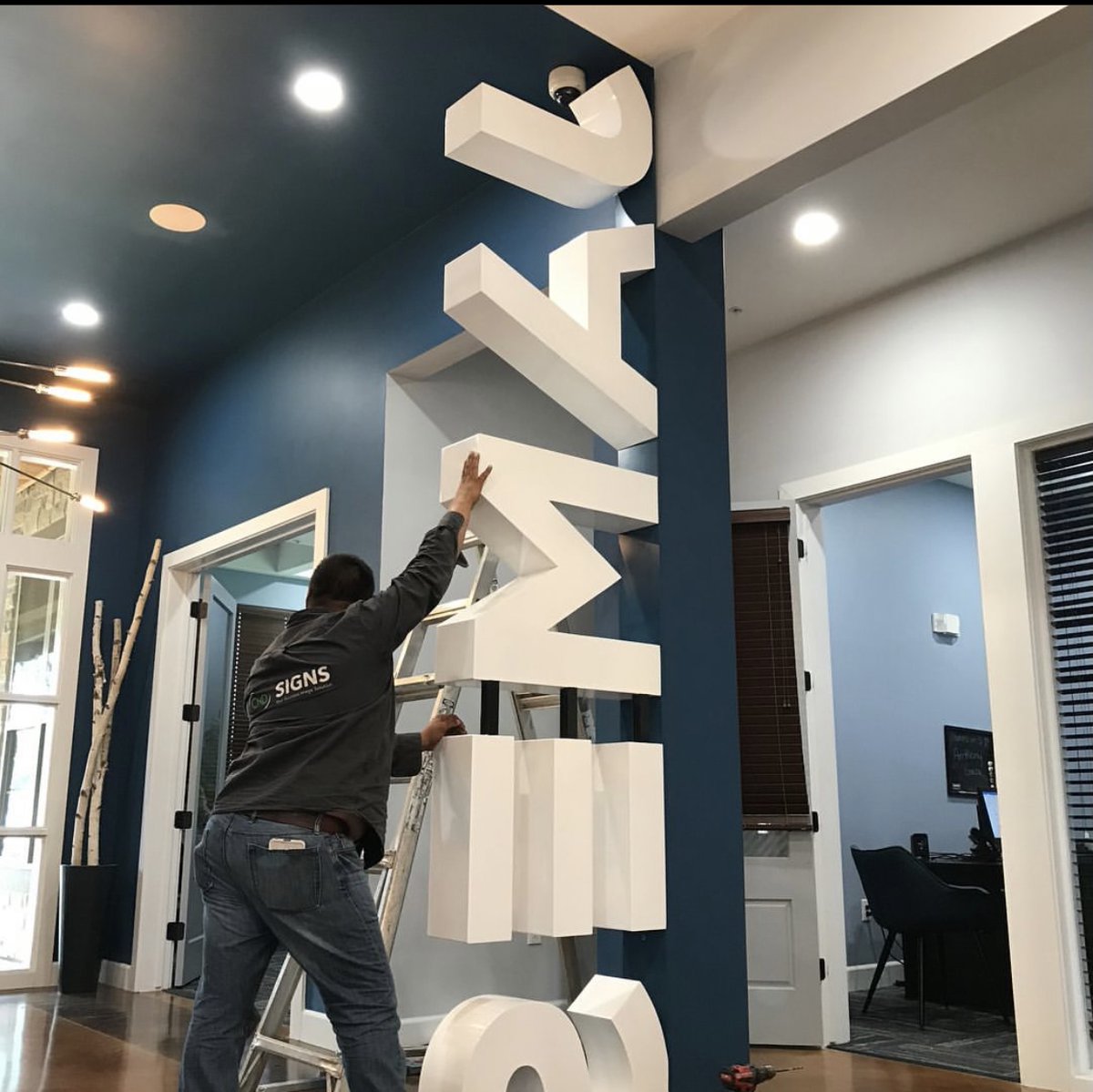 CNDSignsAustin's tweet photo. We opened the vault to showcase some of our history in sign making. Always a pleasure doing custom work, meeting new clients, and achieving goals! #business #manufacturing #teamwork #cndsigns #austinsigncompany #signshopaustin
6m https://t.co/RSdziKties