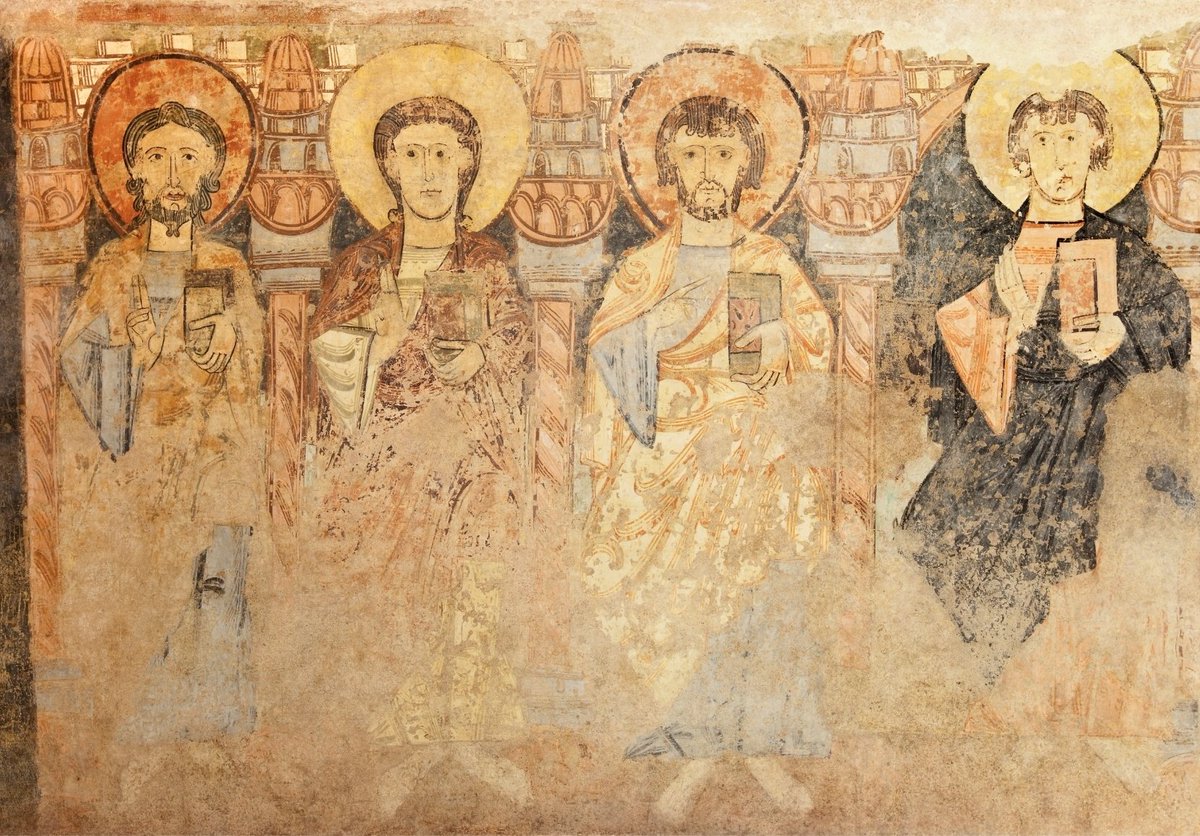 cylromanica's tweet photo. Las pinturas murales de Maderuelo #Segovia son una auténtica delicia. 
Son del S.XII y fueron trasladadas al Museo del Prado ante el peligro de
inundación de la ermita de la Vera Cruz, como consecuencia del desbordamiento del embalse de Linares.
Fotos de la web de @museodelprado https://t.co/g1EMBvEcFH
