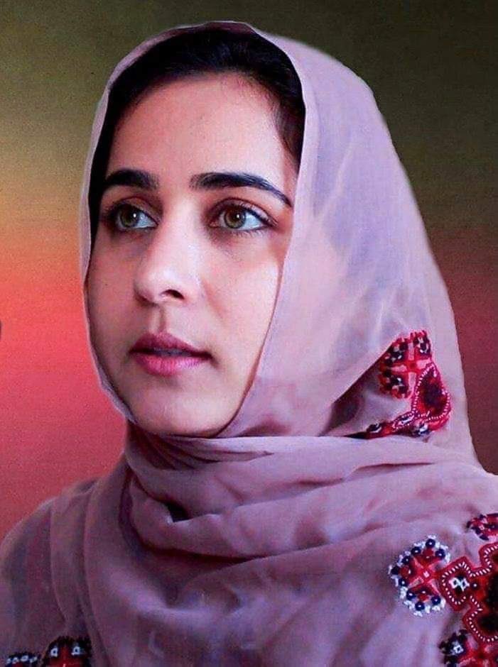 JabarWaja's tweet photo. بڑا دشمن بڑا فرقہ بڑا نا مرد ہے وہ جو عورتوں سے لڑتا ہے 
شہید کریمہ بلوچ آپ کی سوچ آپ کی فکر آپ کا نظریہ 
تاقیامت زندہ رہے گا یہ ہمارا بلوچی قول ہے https://t.co/Xr44Ksc1gP