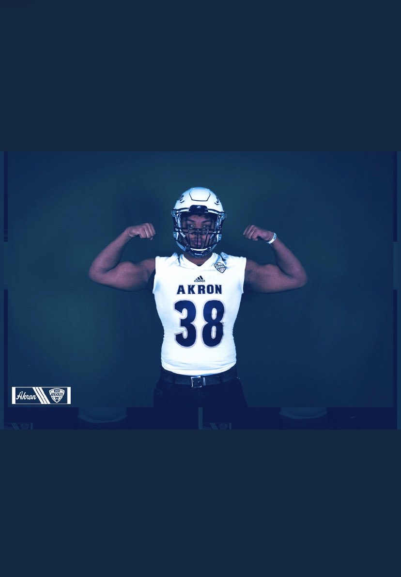 D_Hooks_'s tweet photo. Thank You For The Opportunity‼️@ZipsFB @CoachCochran58 https://t.co/HMxSyxs68i