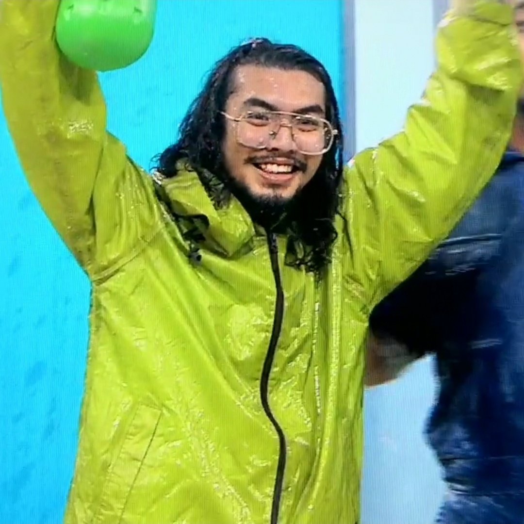 It's a wrap! Thanks semua! Nantikan yaaaa. My 1st game show! #DengarBolehPercayaJangan 🤘🏿🤘🏿