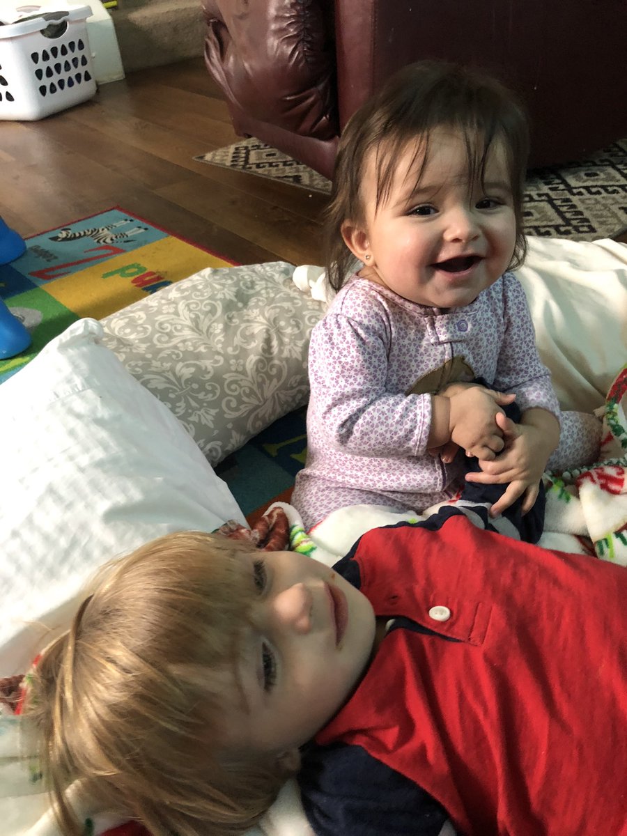 RachelMcCrary's tweet photo. My sweet kids! I love just spending my vacation being able to love them all day! 🥰 https://t.co/eHAYX7JXEh