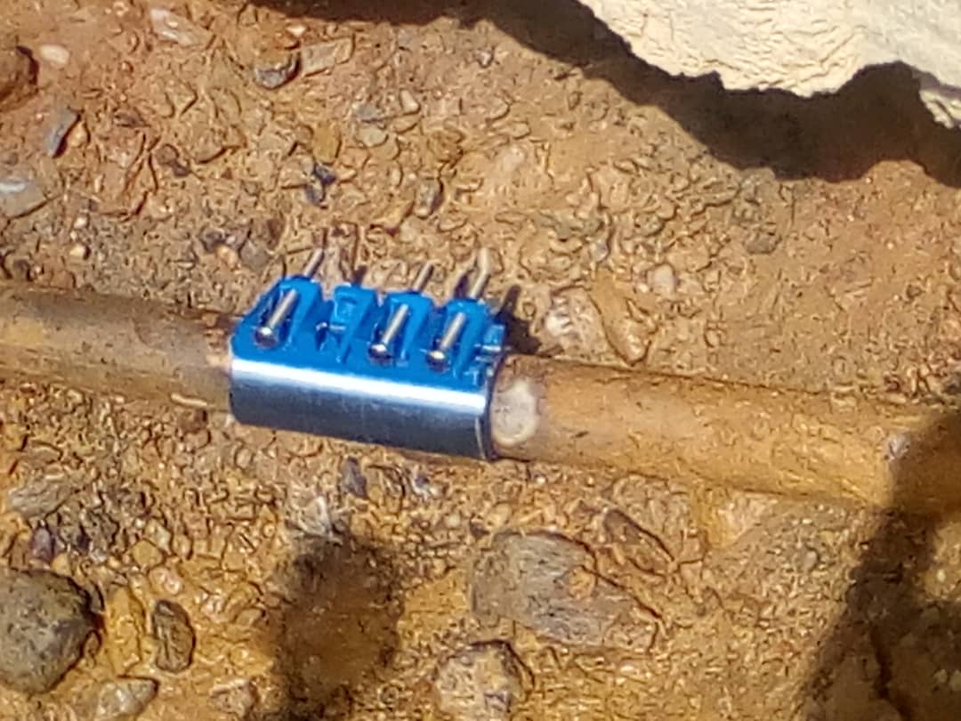 22DIC | Mcpio. Los Salias (Miranda) En el sector El Sitio, trabajadores de Hidrocapital realizaron la reparación de una avería de agua potable. Se procedió a colocar faja de 4 pulgadas en línea. #AlServicioDelPueblo✊🏽🇻🇪 <a href="/NicolasMaduro/">Nicolás Maduro</a> <a href="/NestorLReverol/">Néstor Reverol</a>