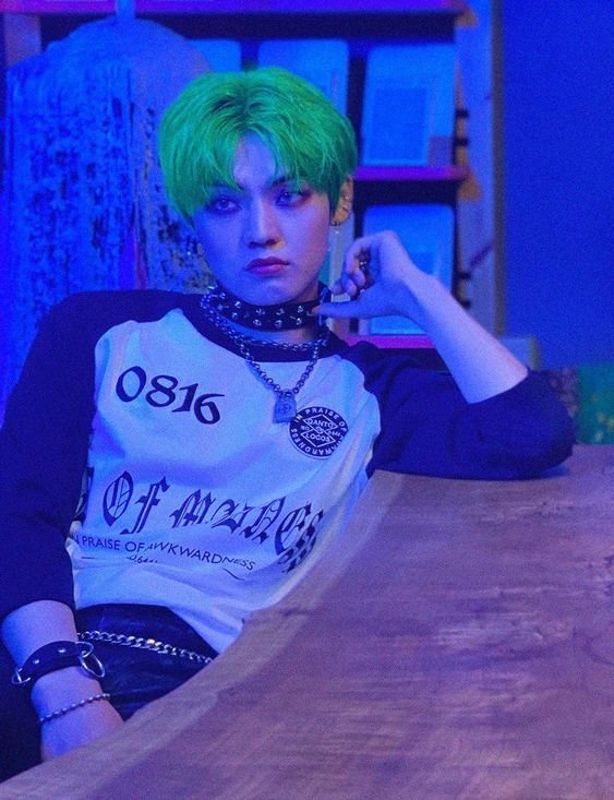 nothing_twt_'s tweet photo. Look at me, babe
#ChoiceSelcaDay @official_ACE7 #Chan #CSD https://t.co/hSFMOulWBR