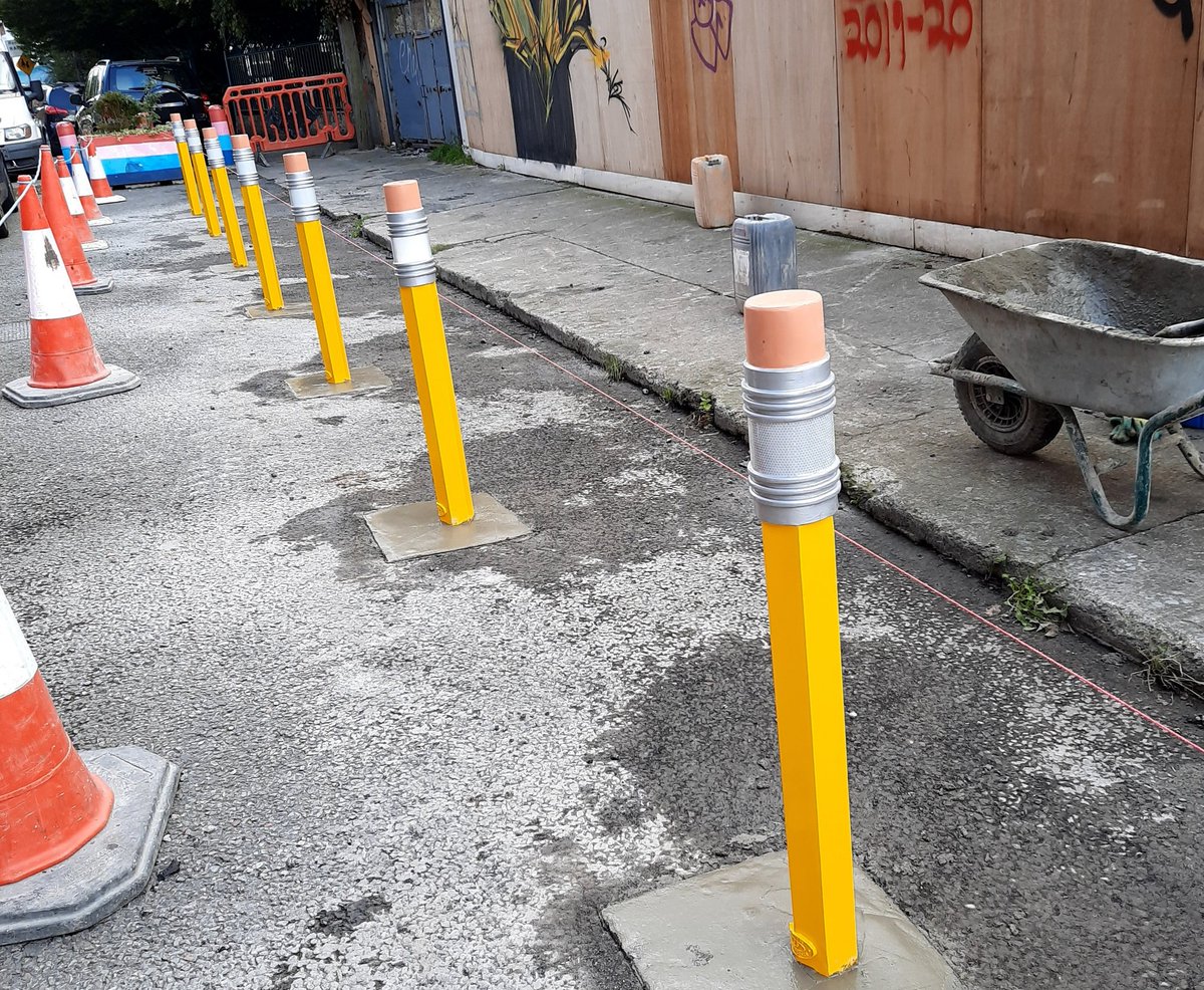 A Proven Theorem: Dots + Pencils = Happier Kids!Schools zones for cleaner air, safer streets and more active children, were spotted around the capital with  @DubCityCouncil  @GreenSchoolsIre  @Fingalcoco leading the way in their roll-out.  @canalwayetns  @GreenlanesNS  #airquality