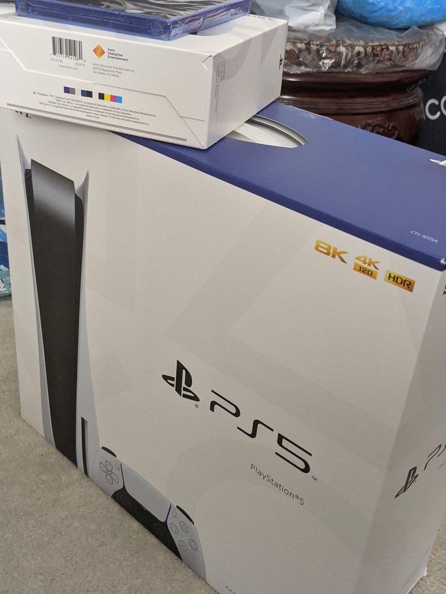 hlc123455's tweet photo. @PerpetuaVincent @earle_glazier @YtNextGenGaming Just got mine this morning https://t.co/3tFUvfAfzj