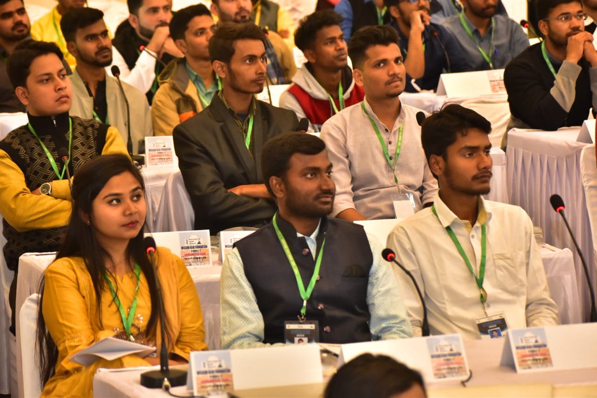 YuvaSadan's tweet photo. Moments from the Inaugural Session of Yuva Sadan 1.0 chaired by Shri. Rameshwar Oraon, Finance Minister, Govt. of Jharkhand.

#yuvasadan
#throwback 

For Registration 
https://t.co/7kJRP8j9Qj https://t.co/98PUyjlqCG