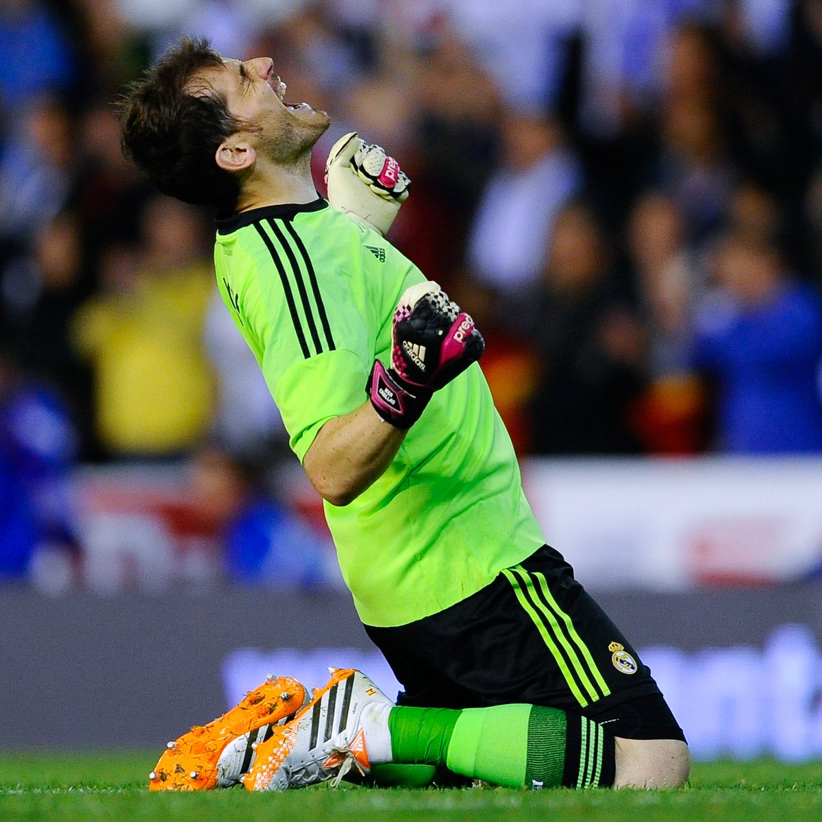 GOALasia's tweet photo. Iker Casillas is returning home 😍

Real Madrid have announced that the ex-goalkeeper will be taking on a role with the Real Madrid Foundation ⚪️ https://t.co/nXovtUh9B1