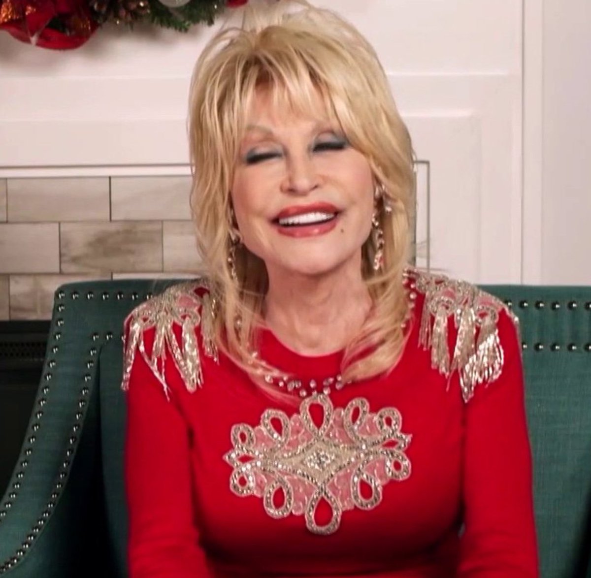 Christmas Dolliday Treats: Thread