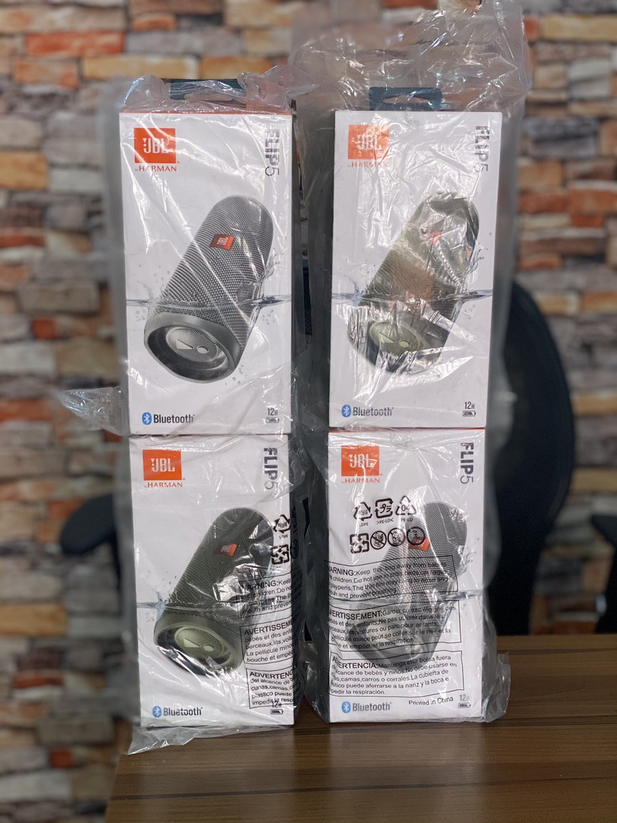 femi_golden's tweet photo. Seasons Greetings 🎄

Enjoy Great Sounds Anywhere 🔊

JBL FLIP 5 

Brand New

N45,000

Kindly Follow @Goldengadgetsng 

#GoldenDeyForU ✨✨ https://t.co/lgkWQ3vc9p