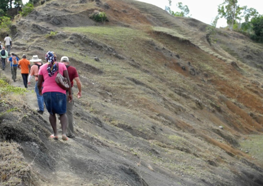 HaitiReforest's tweet photo. No one who walks the mountains of rural Haiti has any doubt about the environmental degradation there. #reforestation #agroforestry https://t.co/rvGoJ5sqo4