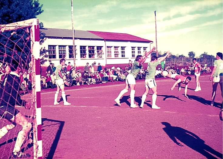 32º EDICIÓN ADALIDES DEPORTIVOS| 
*Emociones, anécdotas y reconocimientos a la historia deportiva de Montecarlo*
Con una edición especial, en el año del Centenario de nuestra Ciudad,  Homenaje y recuerdo de los 50 años del 1° torneo Nacional de Handball realizado en Montecarlo.