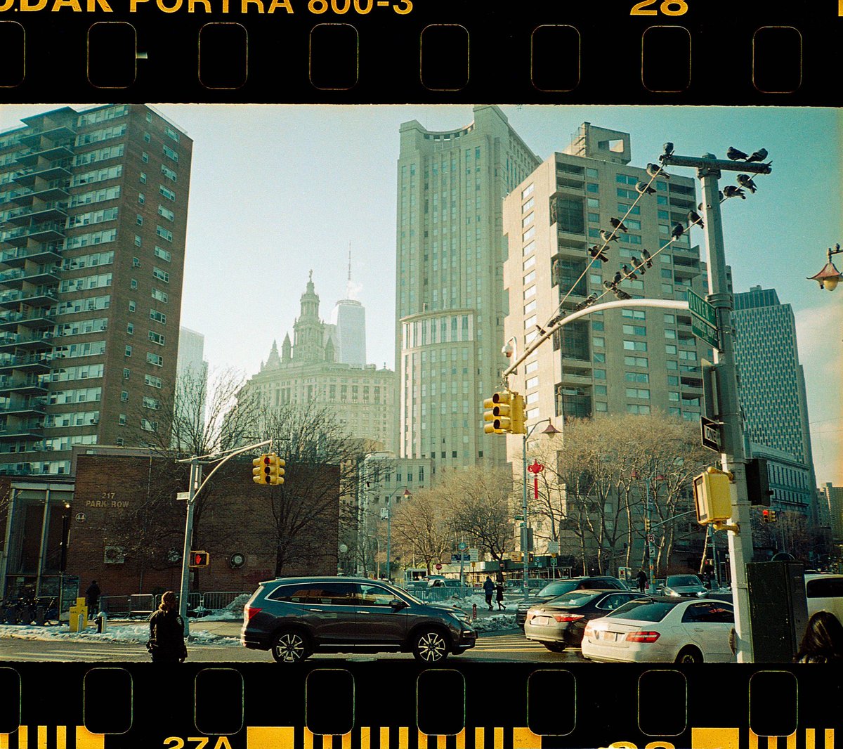 WhatJuSee's tweet photo. Heres some photos from yesterdays stroll (A Thread) #35mm https://t.co/QNvuR36T8r