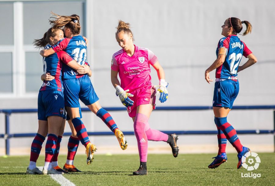 #LevanteMadridCFF 4-2
⚽️⚽️⚽️ Toletti
⚽️ Geyse
⚽️ Priscila (p)
⚽️ Esther
#PrimeraIberdrola 

📸 <a href="/LaLiga/">LALIGA</a>